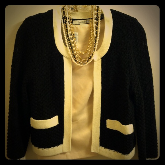 Classic black and white knit cardigan. Forever 21