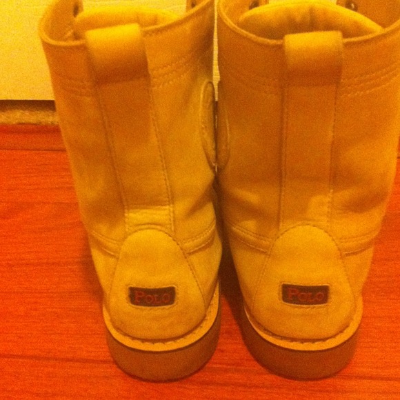 Boots - Picture 3 of 3