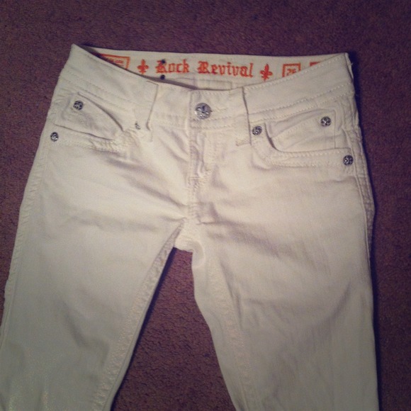 WHITE ROCK REVIVAL PANTS SIZE 26