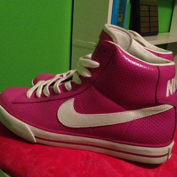 Pink Nikes!