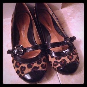 Arturo Chiang leopard and black patent flat