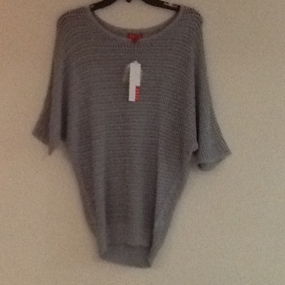 elle Tops - Sweater top for all seasons