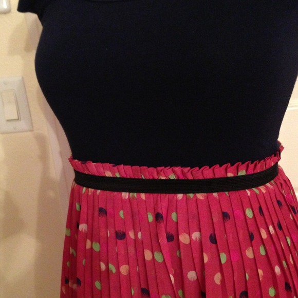 Really cute dress! - Picture 4 of 4