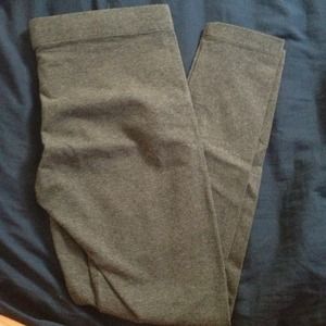 Charcoal leggings.