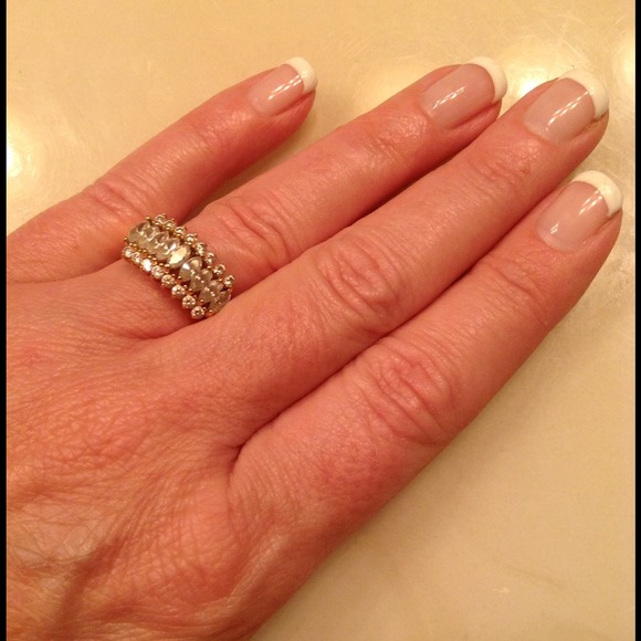 Beautiful Diamonique ring