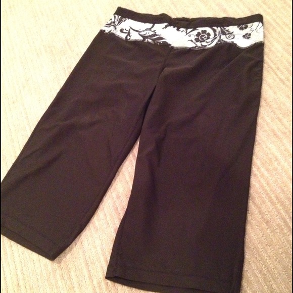 SOLD!! Long workout shorts