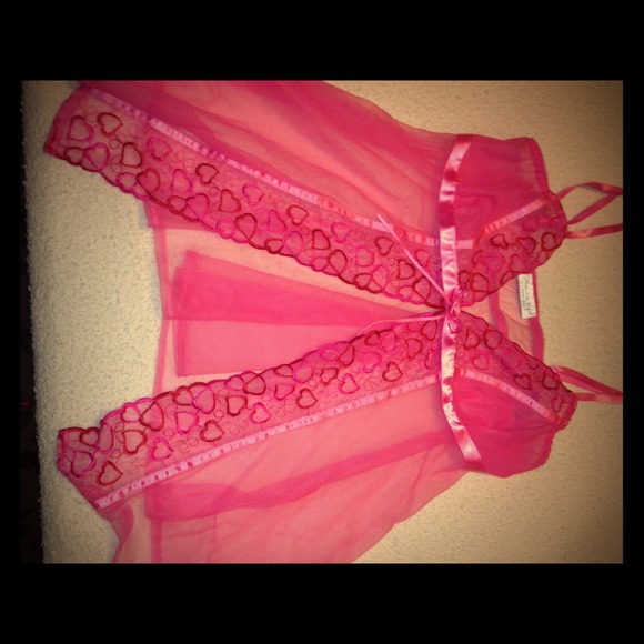 Pink hearts & lace chemise