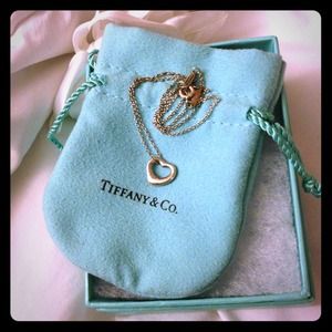 Tiffany Heart necklace. Authentic.