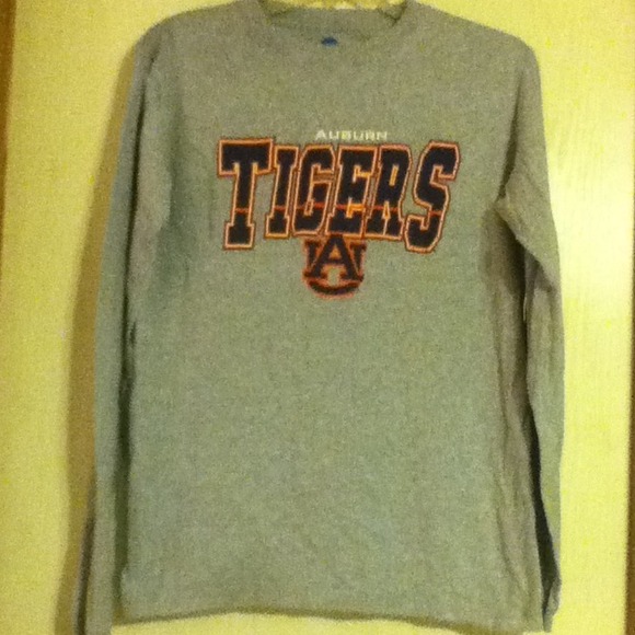 Auburn Tigers long sleeve shirt adult small