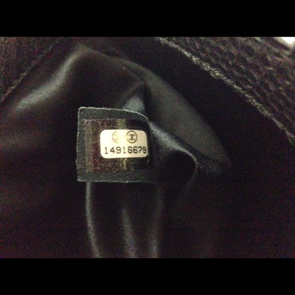 Chanel Python Limited Edition Authentic - Picture 4 of 4