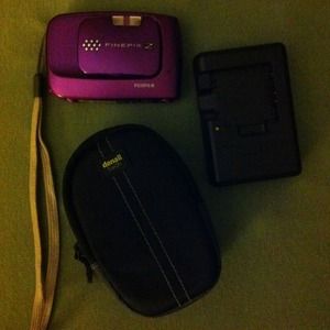 💜Purple Finepix Z Digital Camera📷Charger+Bag