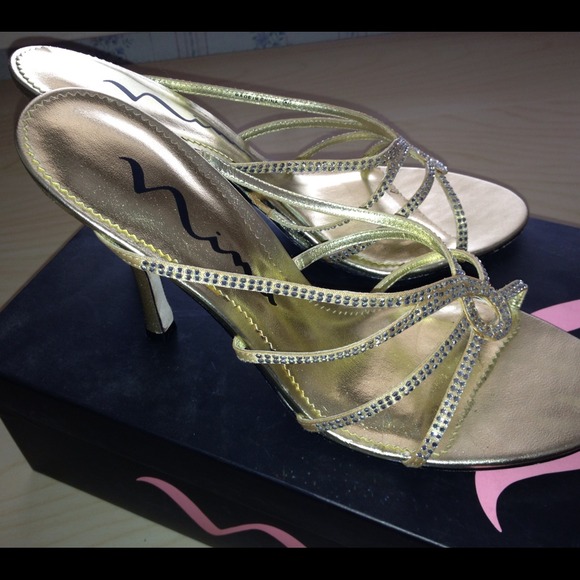 Women's NINA - Galica heel sz 7