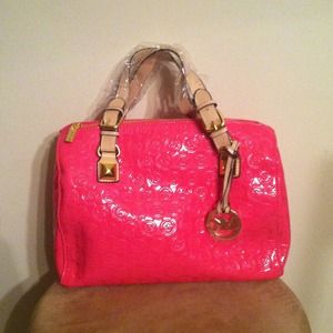 💢REDUCED💢Hot pink handbag