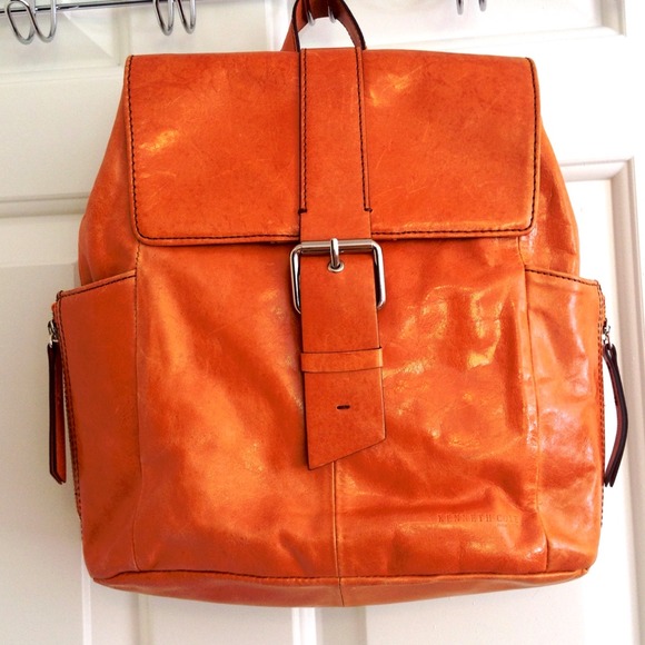 🔴Reserved! Kenneth Cole brown leather backpack