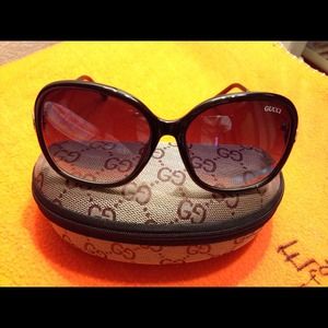 👍👍👍SOLD👍👍👍 Designer inspired sunglass