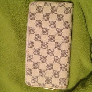 Louis Vuitton Wallet