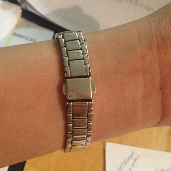Watch - Picture 4 of 4