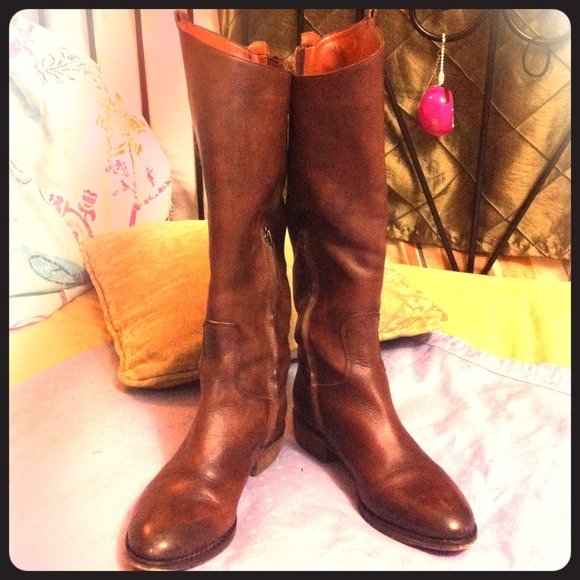 (HOLD for Byrdt93) Arturo Chiang Leather Boots