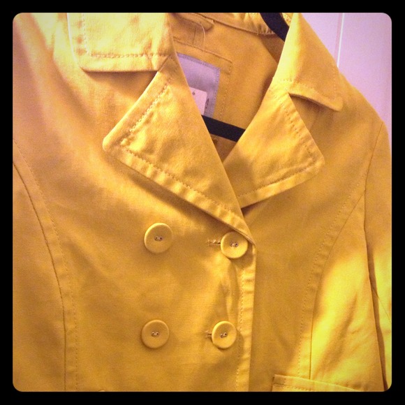 🚫SOLD in Bundle!🚫Cropped spring jacket