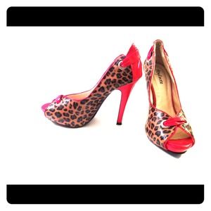 Brown ~ Red Leopard Heels! Used Size 7