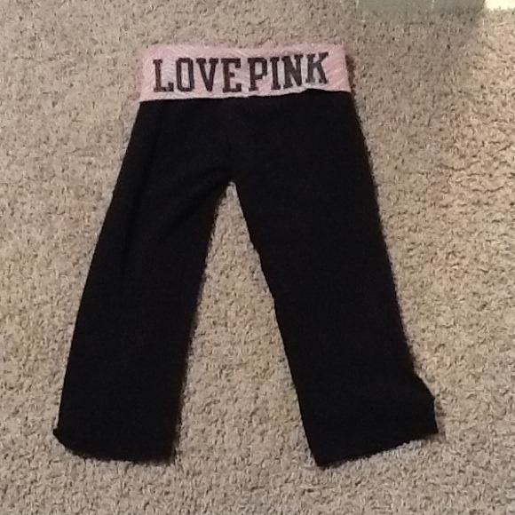 Cropped leggings .