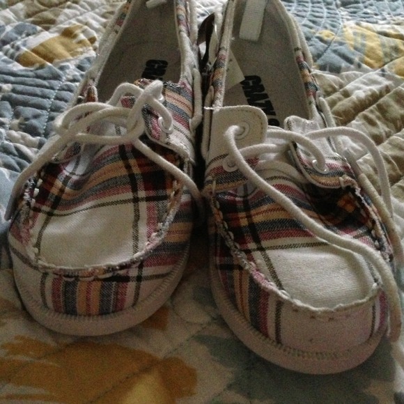 Brand new toddler shoe