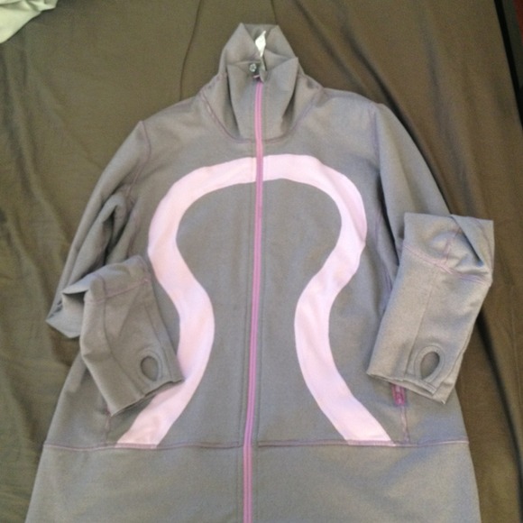 SOLD lululemon stride jacket