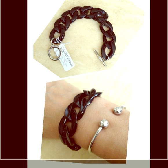 Black acrylic chain link bracelet