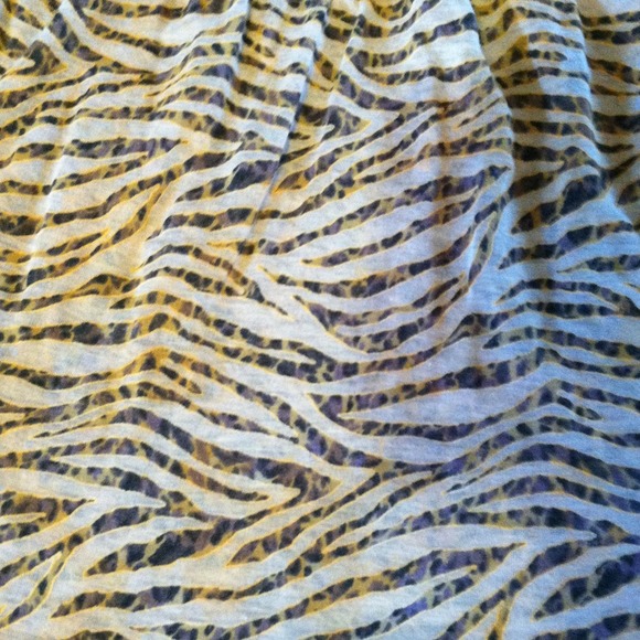 🚫SOLD IN BUNDLE🚫 - Picture 2 of 3