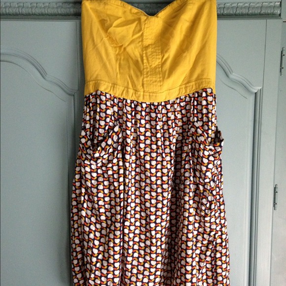 SOLD IN BUNDLE! Strapless dress