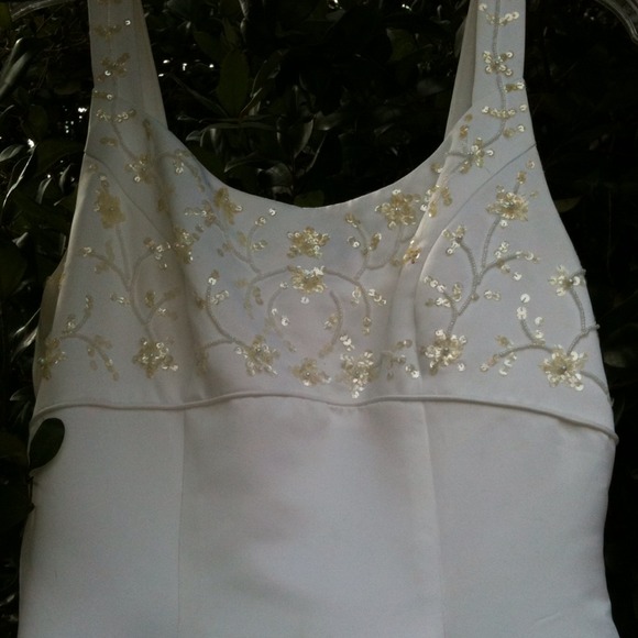 David's bridal gown