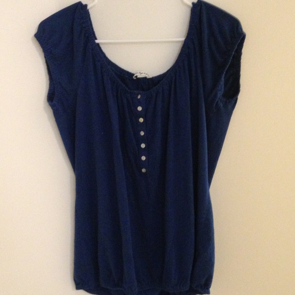 American eagle blouse.