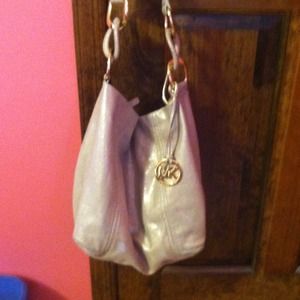 On Hold!!!Authentic Michael Kors😍