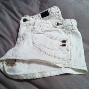 TRADED Juicy couture white denim shorts