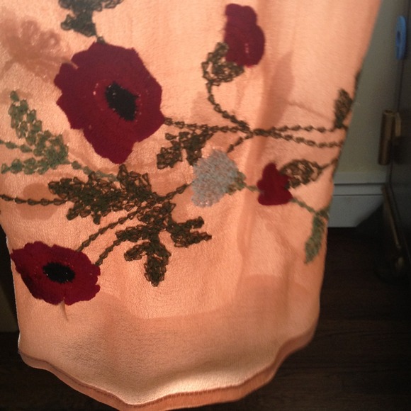 Shirt - Picture 4 of 4