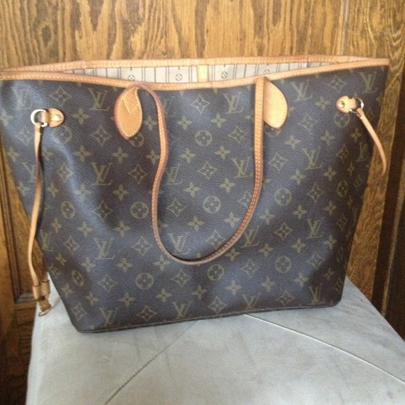Louis Vuitton never full mm