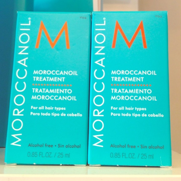 Moroccan Oil treatment travel size 0.85 oz each