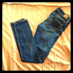 American Eagle skinny jeans