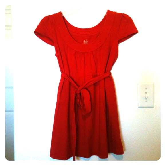 👶 Red Maternity Top with Sash