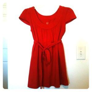 👶 Red Maternity Top with Sash