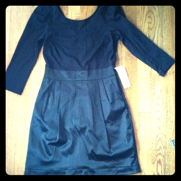 BCBGeneration, size 6