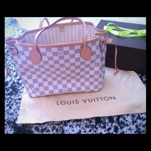 🚫SOLD🚫Louis Vuitton Damier Azur Neverfull PM