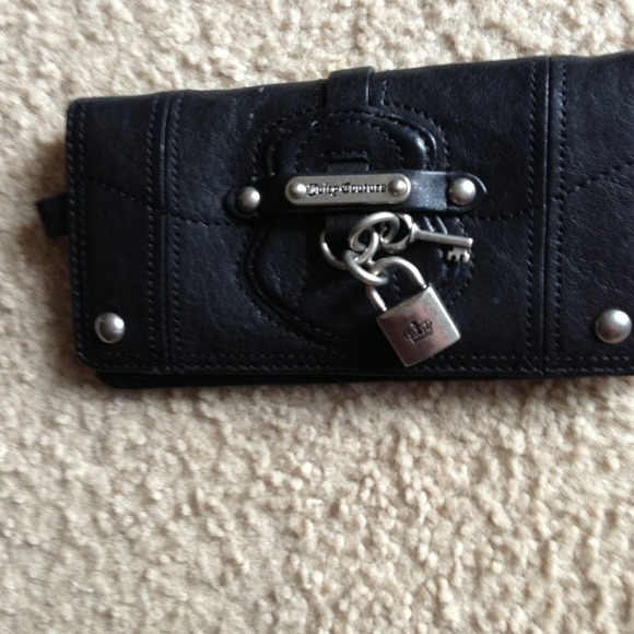 Juicy couture wallet SOLD!!!!