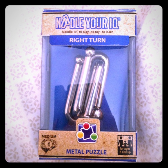 📍SOLD📍METAL PUZZLE ( medium 4 )