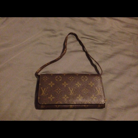 Wallet-bag-clutch reserved