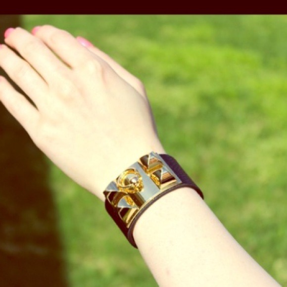 Bracelet - Picture 2 of 3