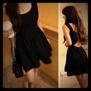💢SOLD💢Short cross hollow out back black dress
