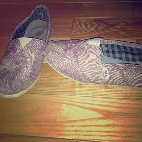 TOMS Shoes - Toms