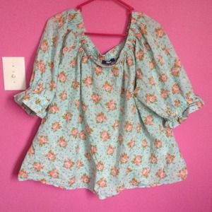 Floral cold shoulder tunic *plus*