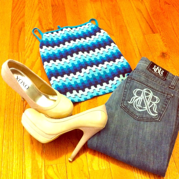 Sexy blue backless top!